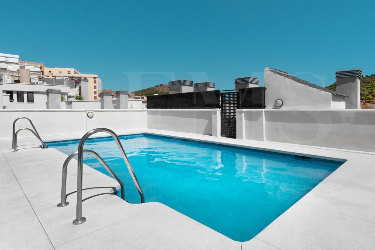 Lägenhet Cozy Flat With Common Pool & Parking - Center By Rems Málaga